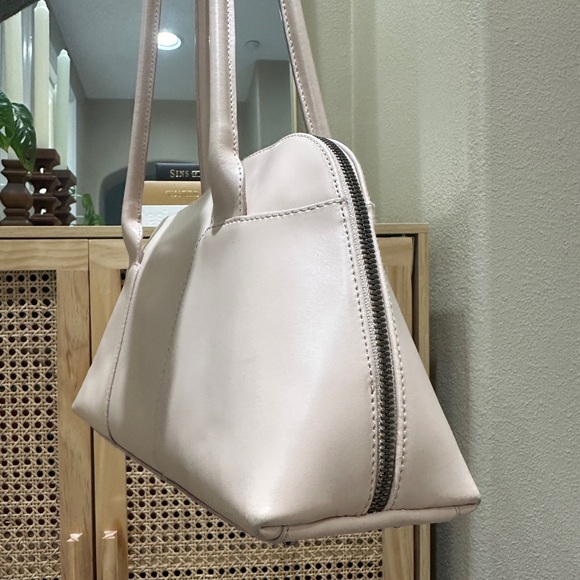 Furla Baguette Purse in pale pink - Picture 6 of 9